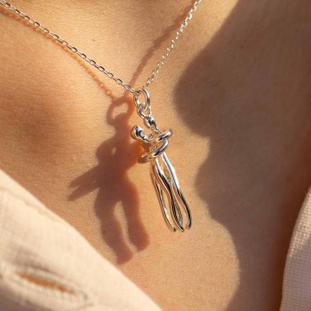Hugs Necklace